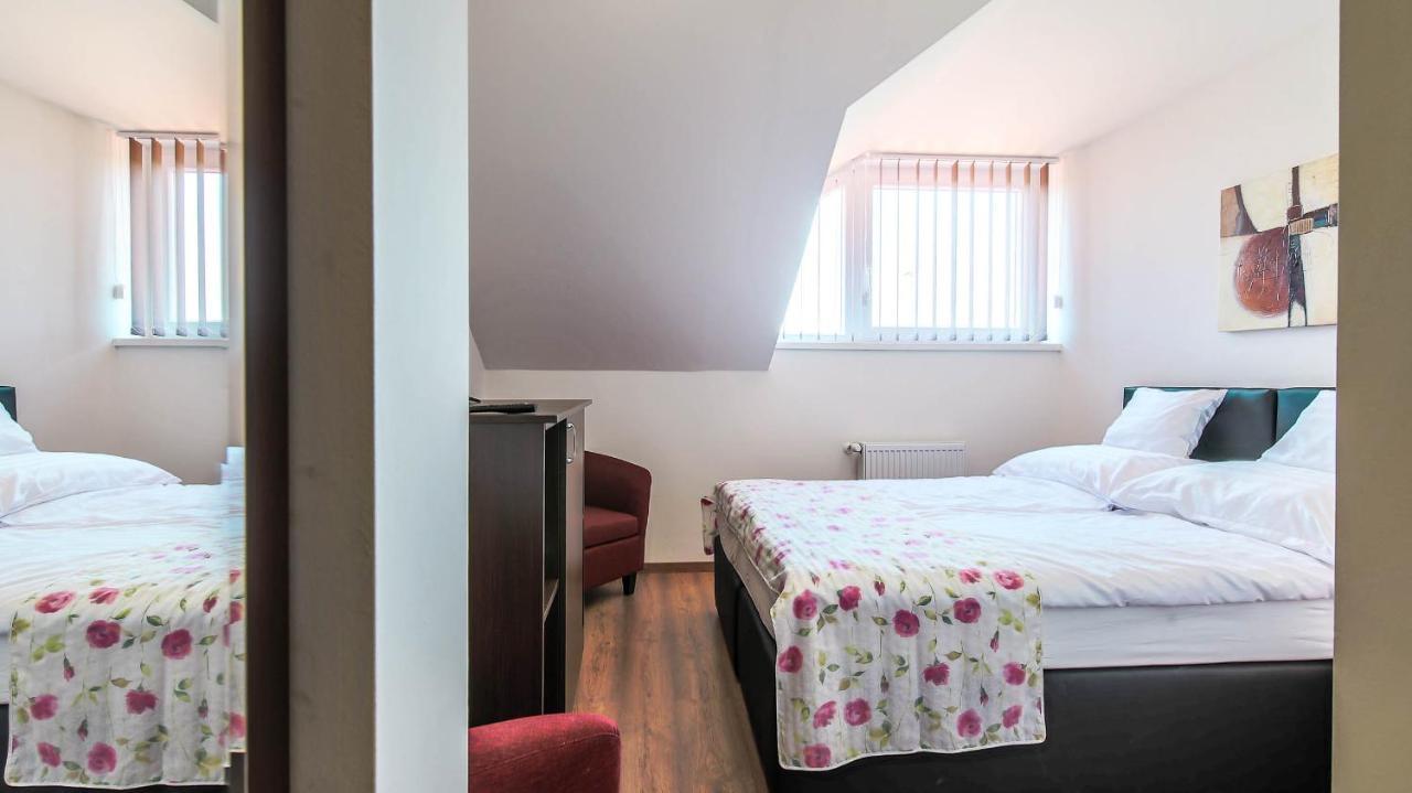 White Apartman 希欧福克 外观 照片